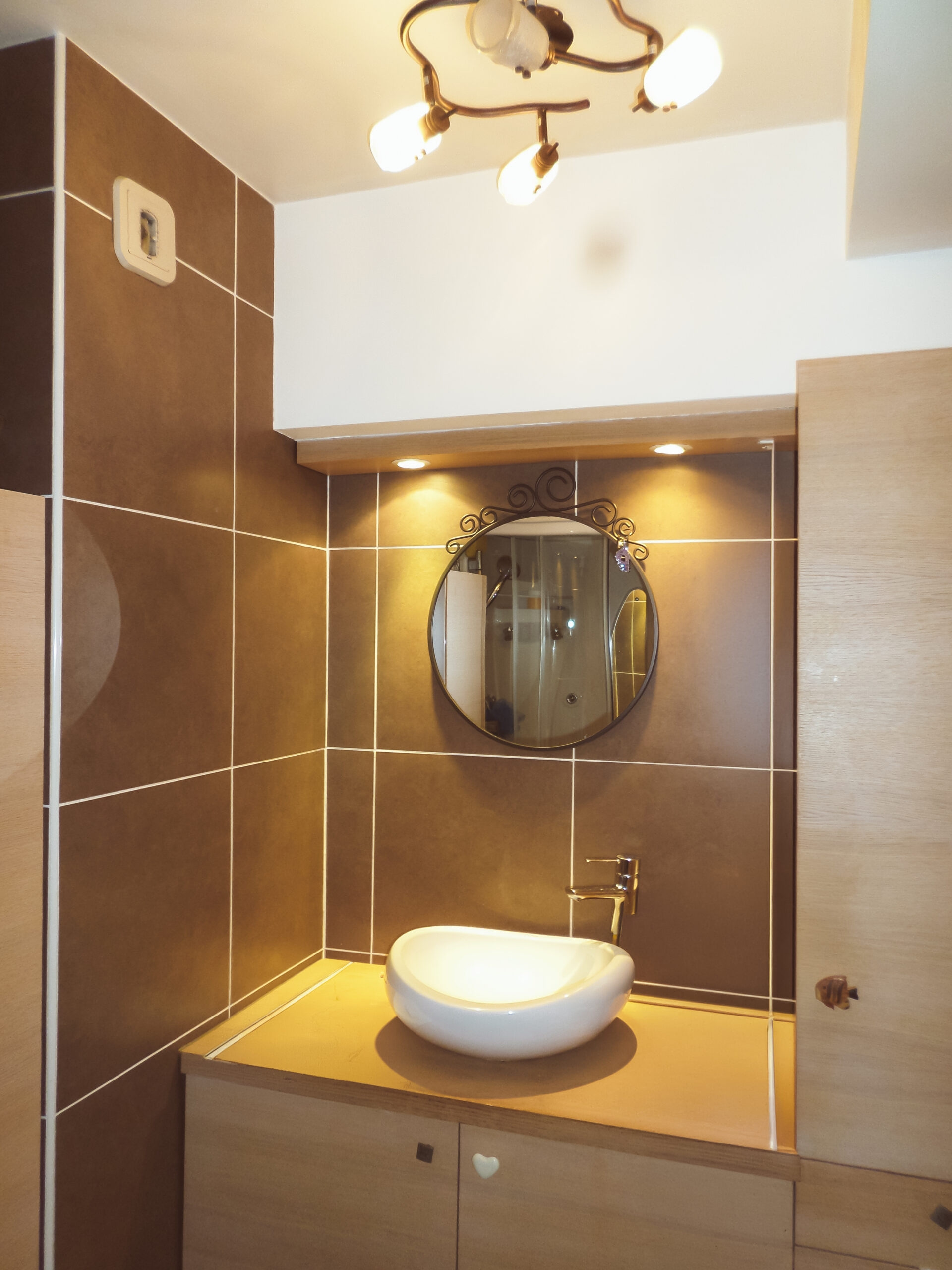 Salle de bains avant les travaux