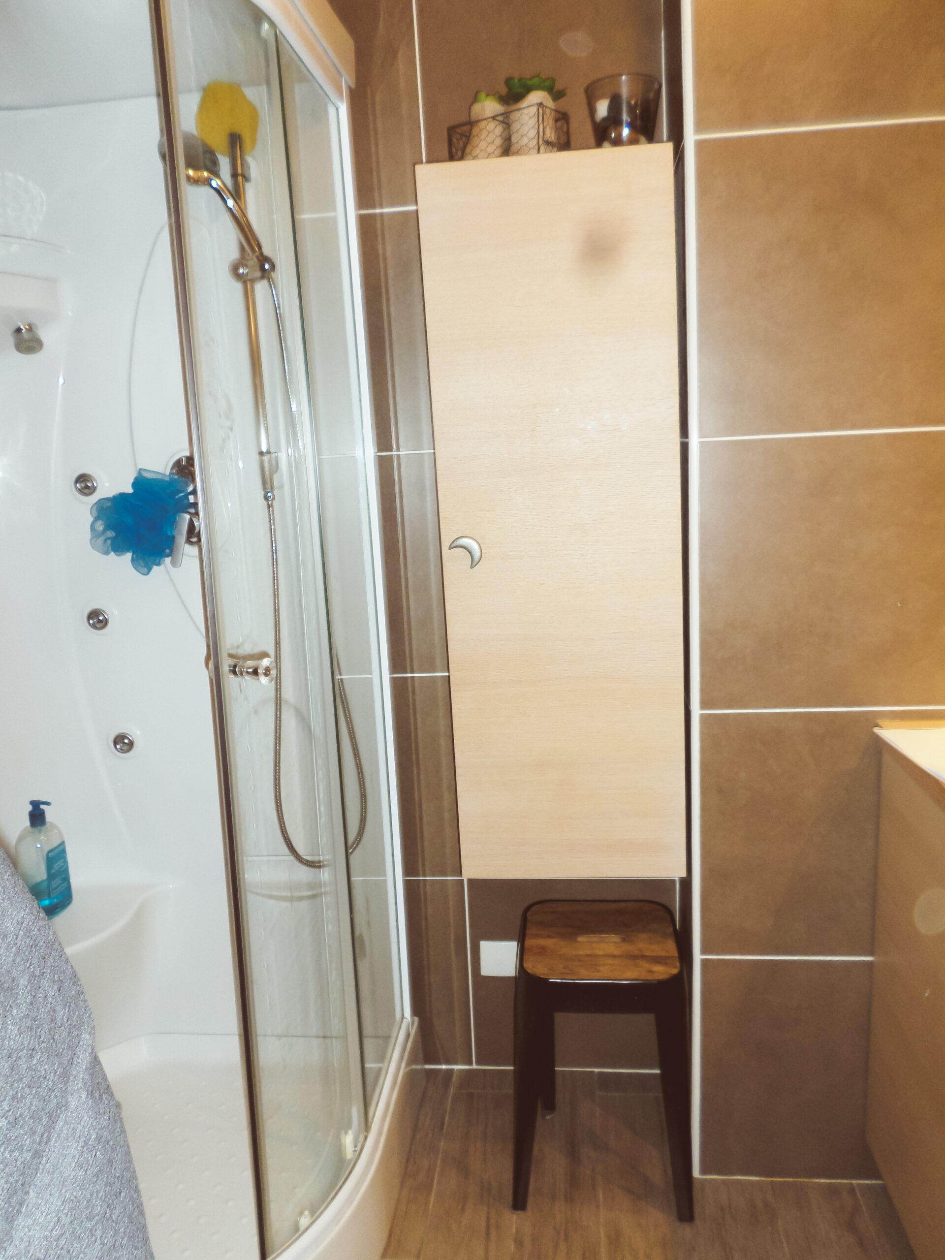 Salle de bains avant les travaux