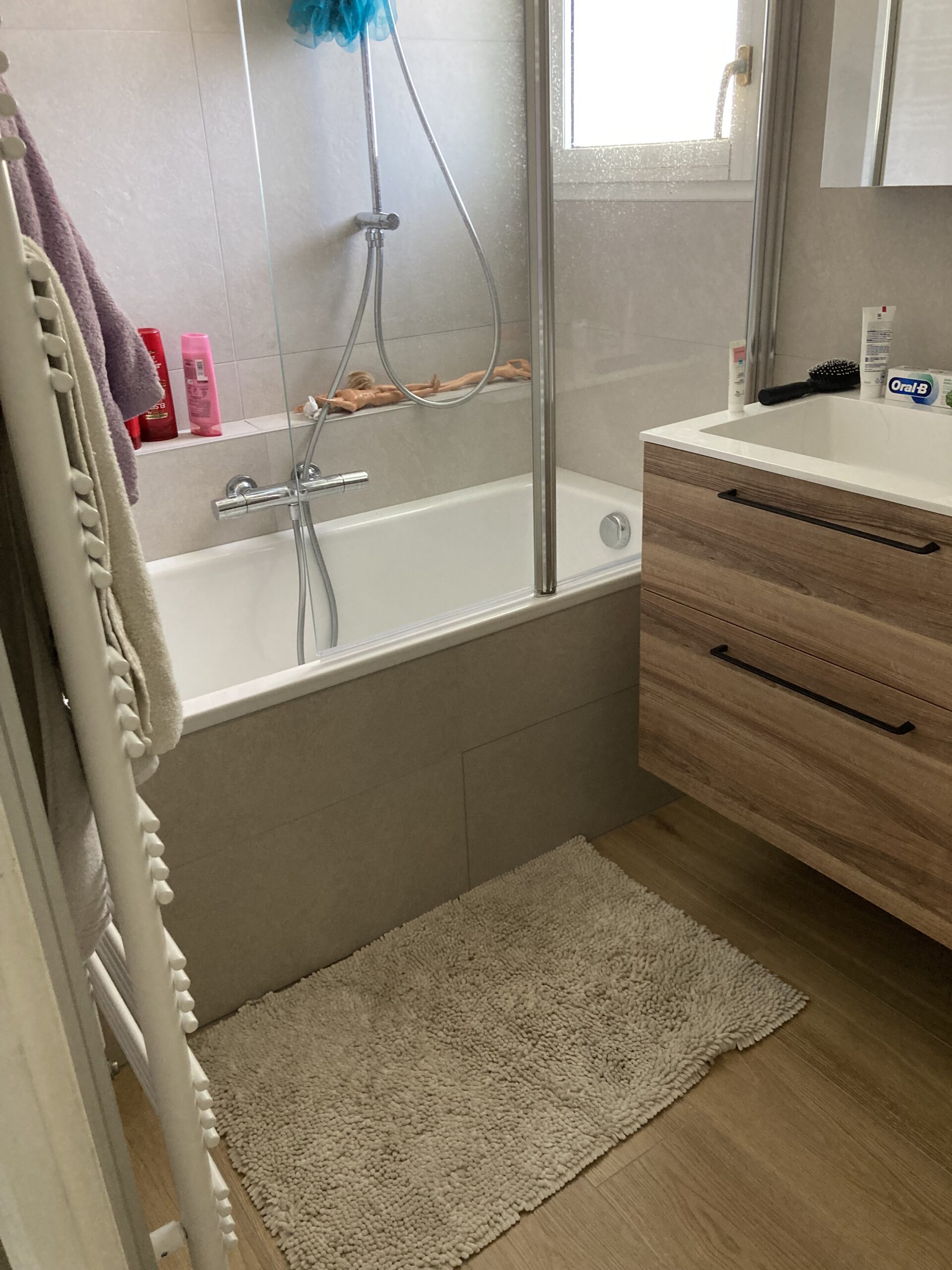 Deux salles de bains et WC rénovés, Collonges-sous-Salève, mai 2023 : photo 6